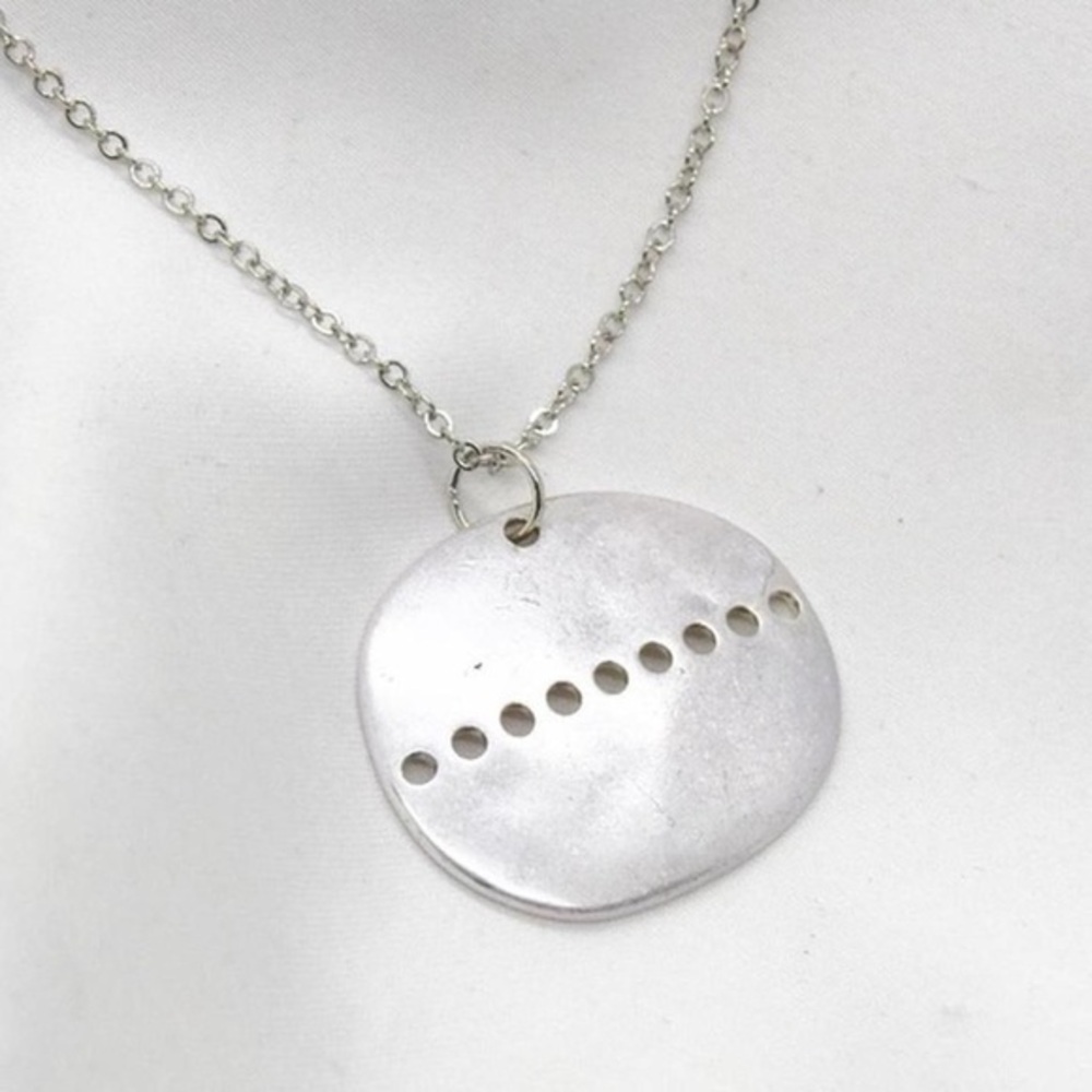 Round Disc Pendant Necklace